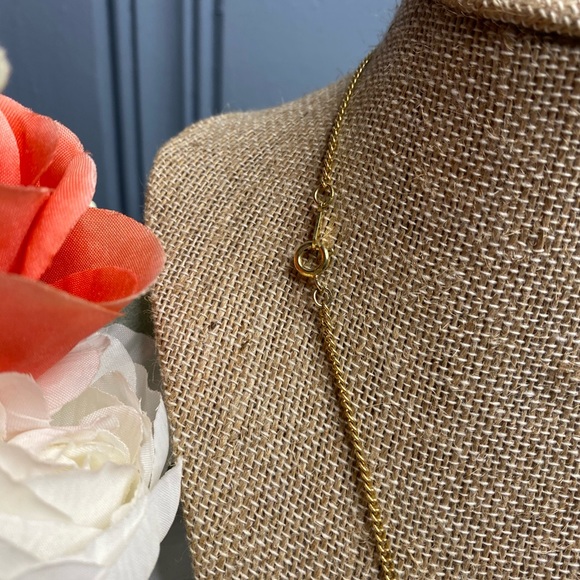 Vintage Avon Circle Necklace - Picture 4 of 7